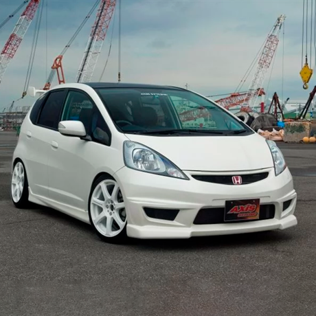 Бампер передний "Axis" для Honda Fit GE дорестайлинг (2007-2011 г.в.) купить недорого с доставкой в Ставрополь